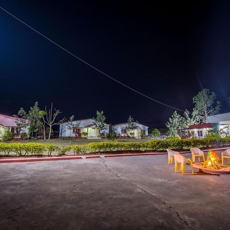 At Home Prakruthi Resorts Araku Luaran gambar